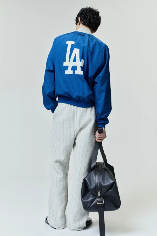 Essential Dodgers Half Zip Pullover